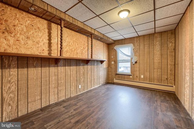 21 E RICHLAND AVE, Myerstown, PA 17067