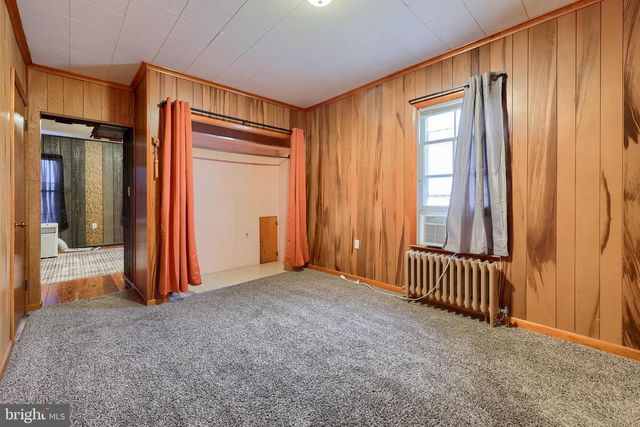 21 E RICHLAND AVE, Myerstown, PA 17067