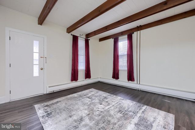 21 E RICHLAND AVE, Myerstown, PA 17067