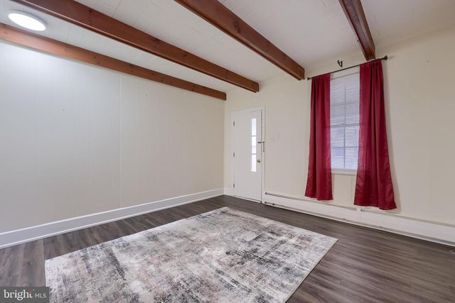 21 E RICHLAND AVE, Myerstown, PA 17067