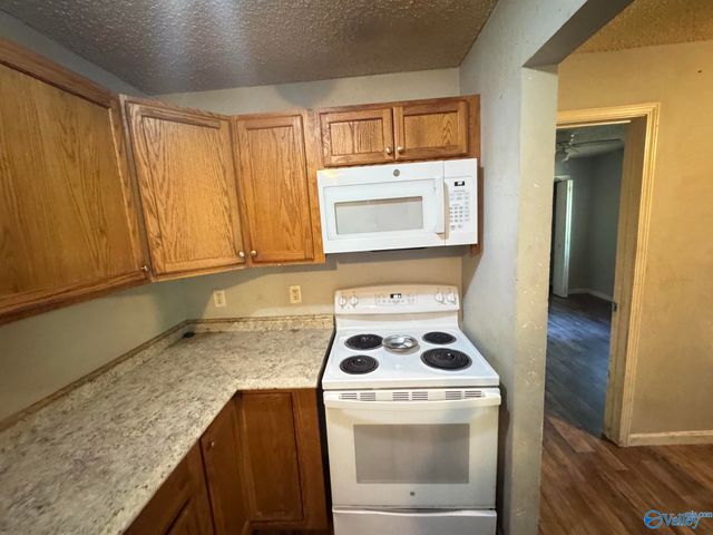 2940 Hood Road SW D, Huntsville, AL 35805