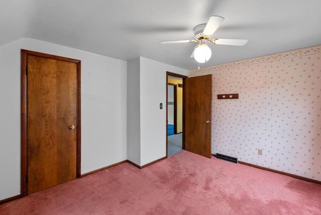 724 Mac Arthur Drive, Beaver Dam, WI 53916