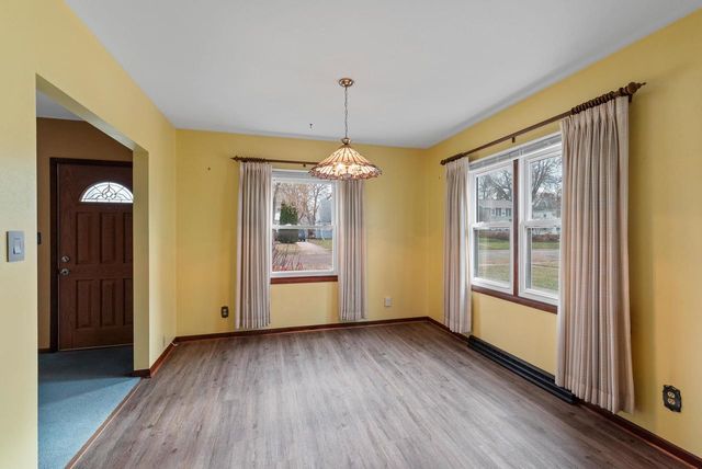 724 Mac Arthur Drive, Beaver Dam, WI 53916