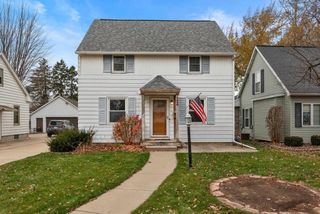 724 Mac Arthur Drive, Beaver Dam, WI 53916