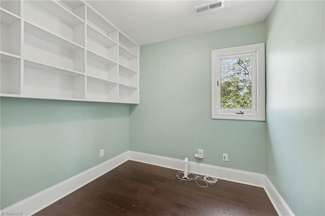 4103 Oak Hollow Drive, High Point, NC 27265