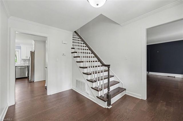 4103 Oak Hollow Drive, High Point, NC 27265