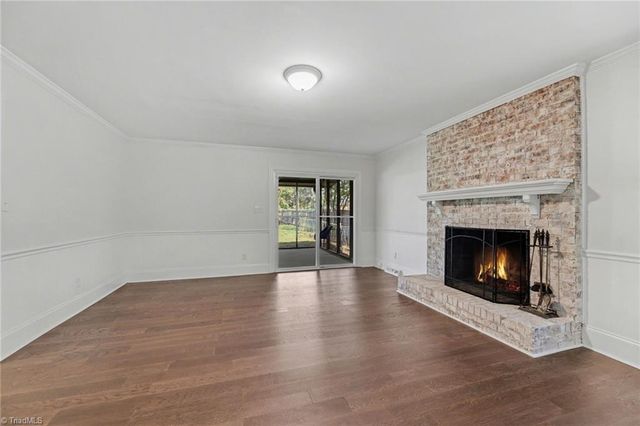 4103 Oak Hollow Drive, High Point, NC 27265