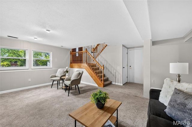 2311 Country Village Court, Maryland Heights, MO 63043