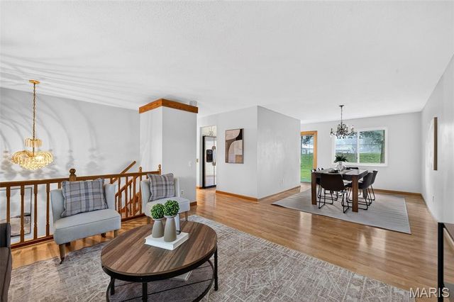 2311 Country Village Court, Maryland Heights, MO 63043