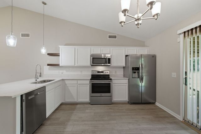 282 Bill Stewart Blvd, La Vergne, TN 37086