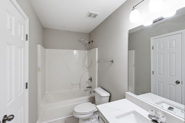282 Bill Stewart Blvd, La Vergne, TN 37086