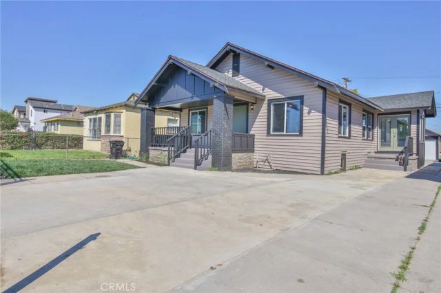 205 W 98th, Los Angeles, CA 90003