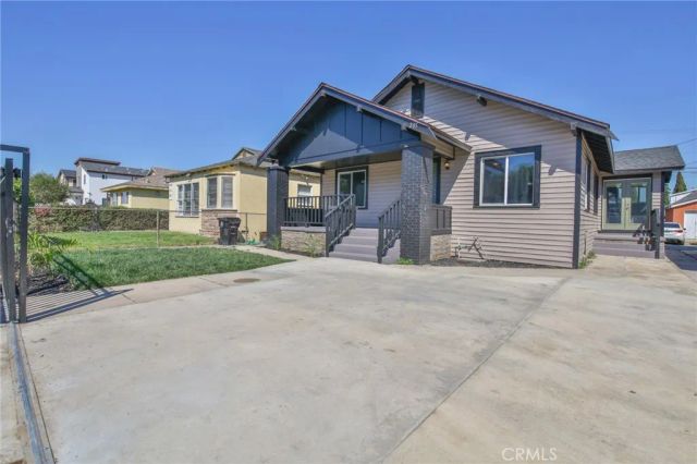 205 W 98th, Los Angeles, CA 90003