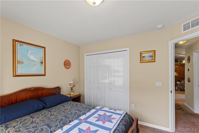 21 Sanders Circle, Homosassa, FL 34446