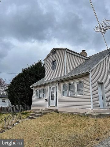 1715 RHAWN ST, Philadelphia, PA 19111