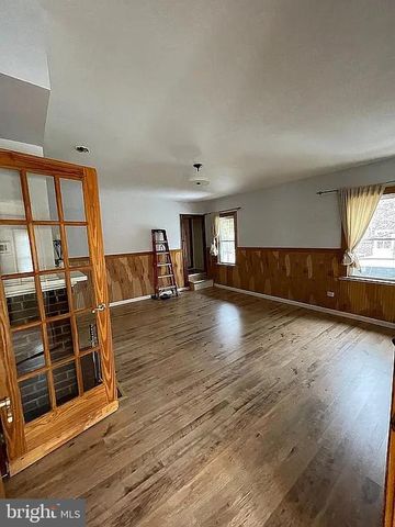 1715 RHAWN ST, Philadelphia, PA 19111