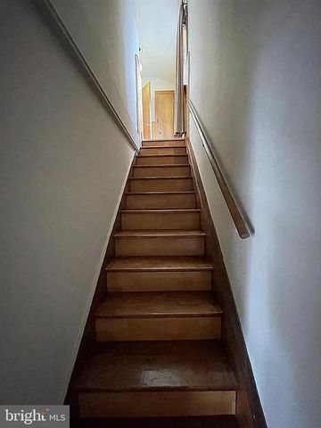 1715 RHAWN ST, Philadelphia, PA 19111