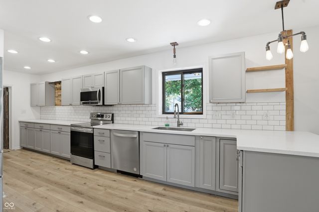 2510 Baur Drive, Indianapolis, IN 46220