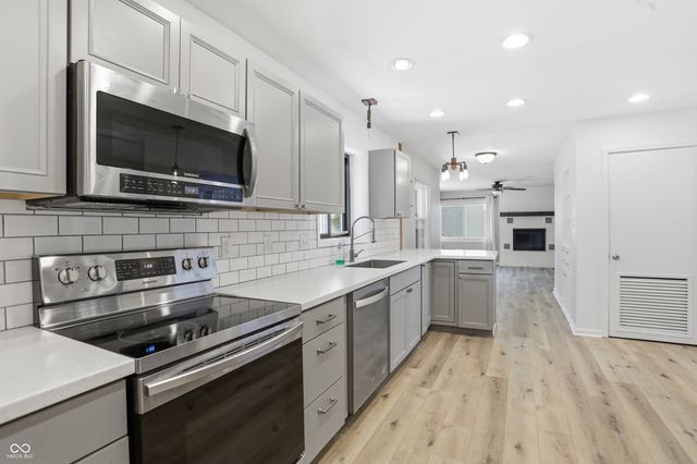 2510 Baur Drive, Indianapolis, IN 46220