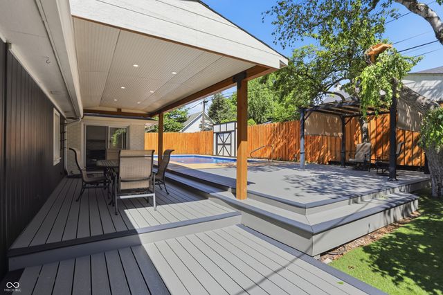 2510 Baur Drive, Indianapolis, IN 46220