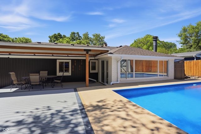 2510 Baur Drive, Indianapolis, IN 46220