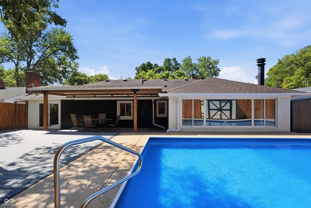 2510 Baur Drive, Indianapolis, IN 46220