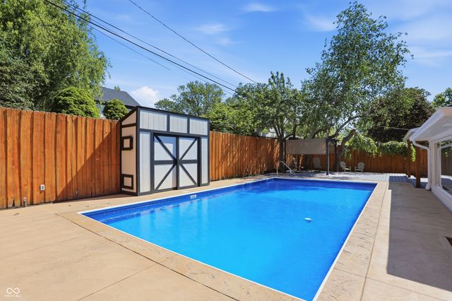 2510 Baur Drive, Indianapolis, IN 46220
