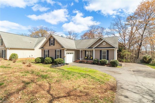 3525 Transou Road, Pfafftown, NC 27040