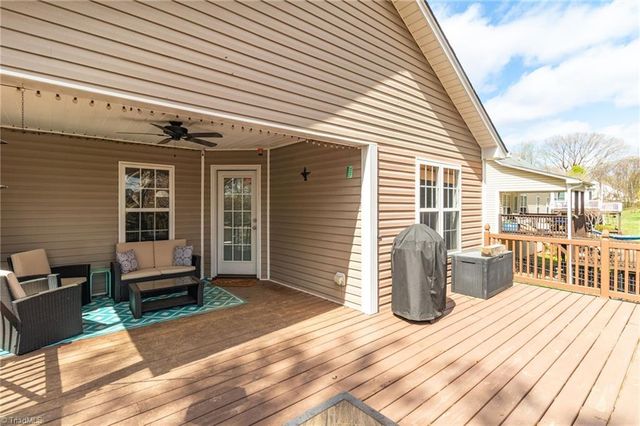 3525 Transou Road, Pfafftown, NC 27040