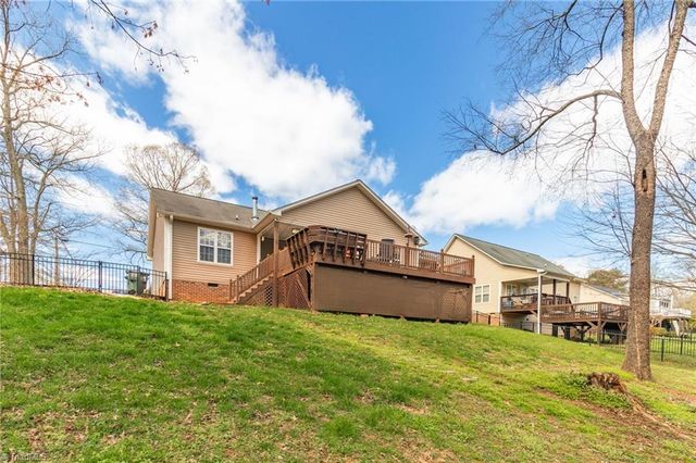 3525 Transou Road, Pfafftown, NC 27040