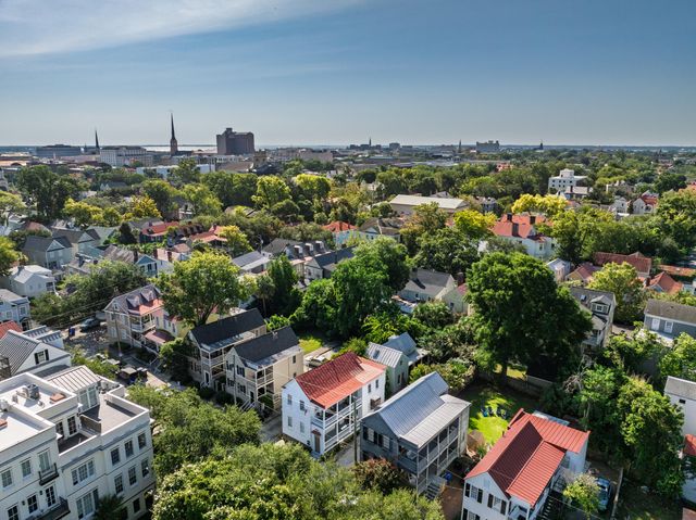 9 Marion Street, Charleston, SC 29403