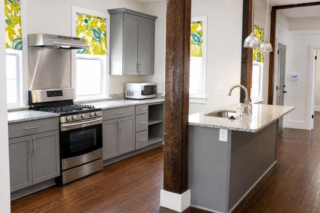 9 Marion Street, Charleston, SC 29403