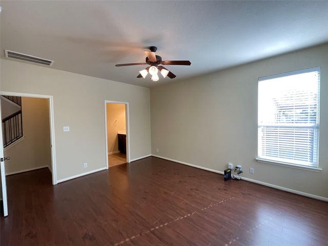 1911 CONN CREEK RD, Cedar Park, TX 78613