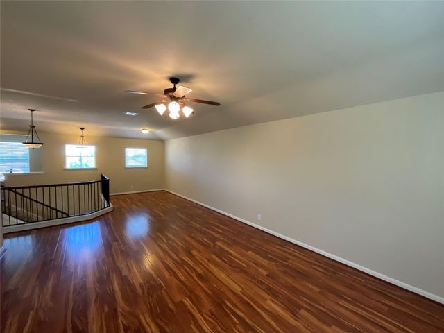 1911 CONN CREEK RD, Cedar Park, TX 78613
