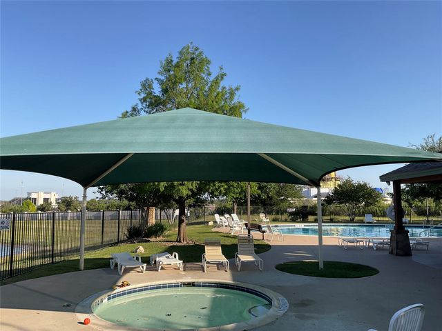 1911 CONN CREEK RD, Cedar Park, TX 78613