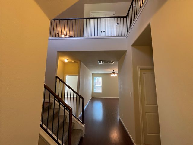 1911 CONN CREEK RD, Cedar Park, TX 78613
