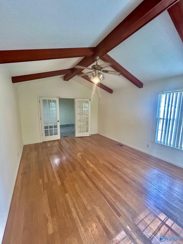 137 Oakcrest Road, Huntsville, AL 35811