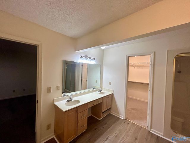 137 Oakcrest Road, Huntsville, AL 35811