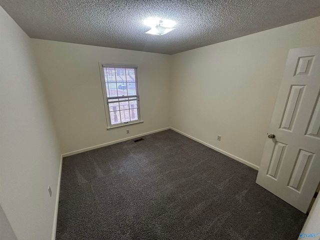 137 Oakcrest Road, Huntsville, AL 35811