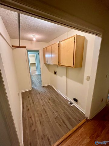 137 Oakcrest Road, Huntsville, AL 35811