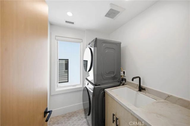 515 Jasmine, Corona Del Mar, CA 92625