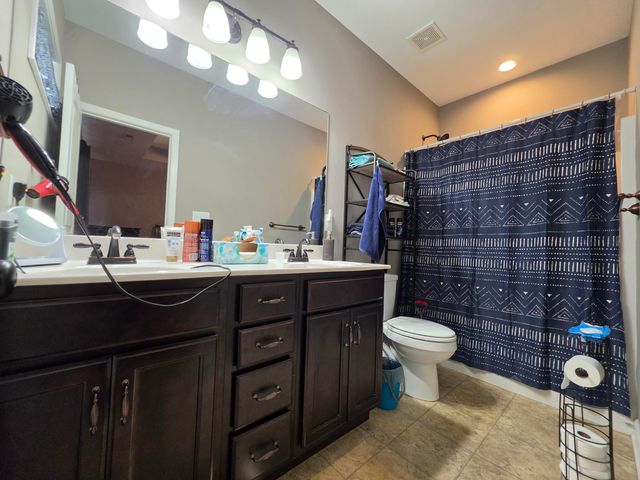 100 Stephen Drive, Georgetown, KY 40324