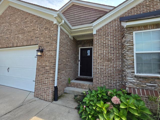 100 Stephen Drive, Georgetown, KY 40324