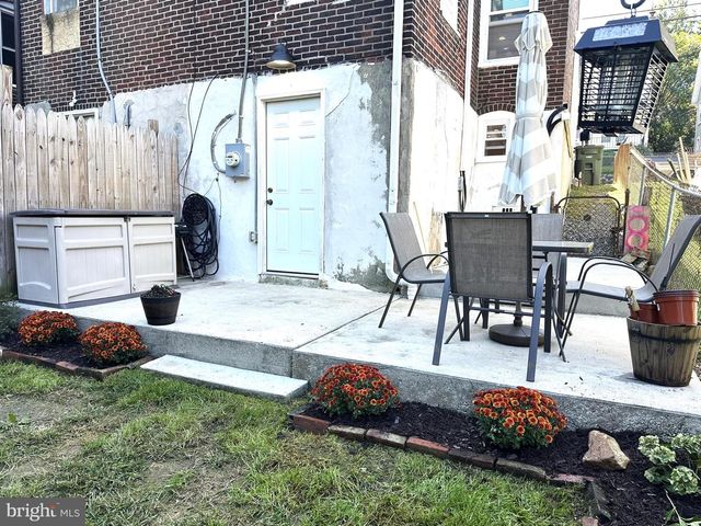 421 WALNUT ST, Coatesville, PA 19320
