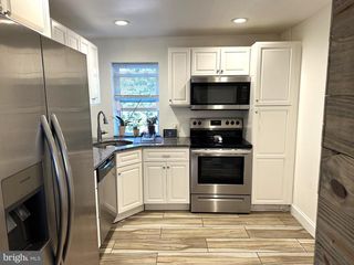 421 WALNUT ST, Coatesville, PA 19320