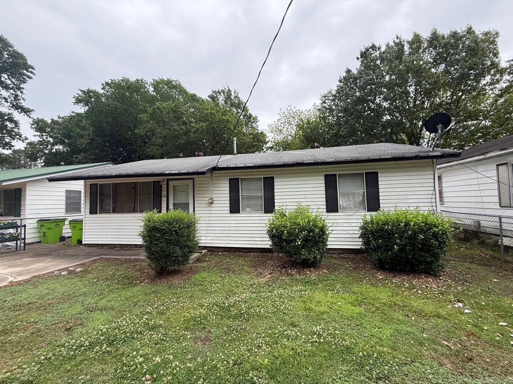 209 Brown Street, Lonoke, AR 72086
