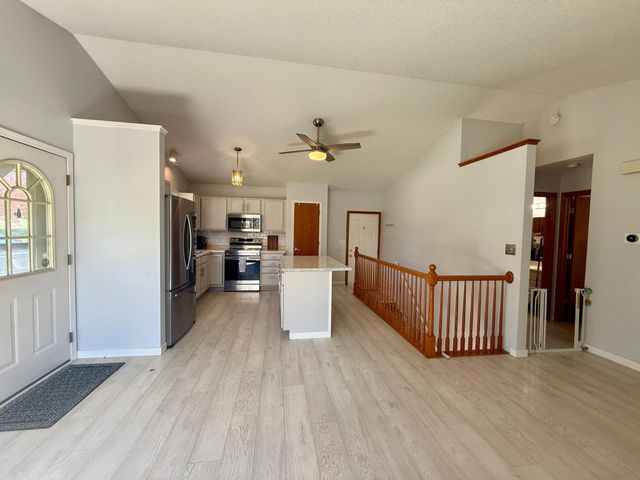 3818 Strathmore Lane SE, Rochester, MN 55904
