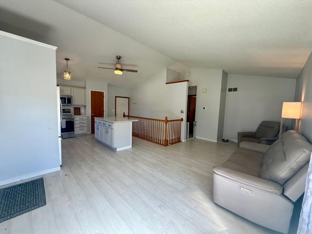 3818 Strathmore Lane SE, Rochester, MN 55904