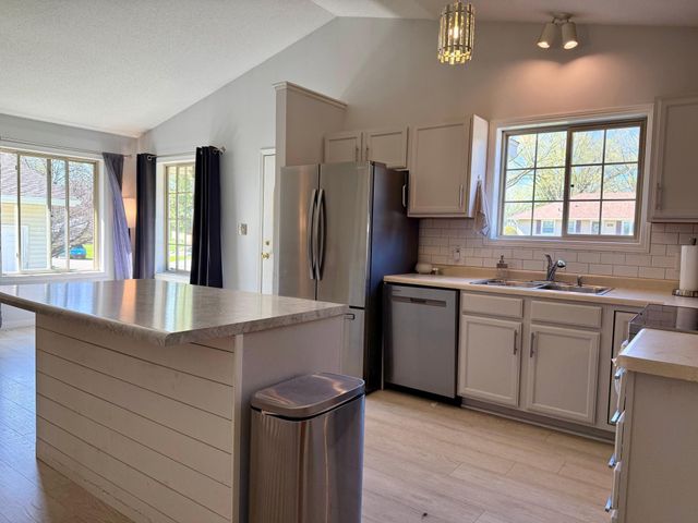 3818 Strathmore Lane SE, Rochester, MN 55904