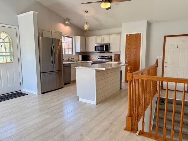 3818 Strathmore Lane SE, Rochester, MN 55904